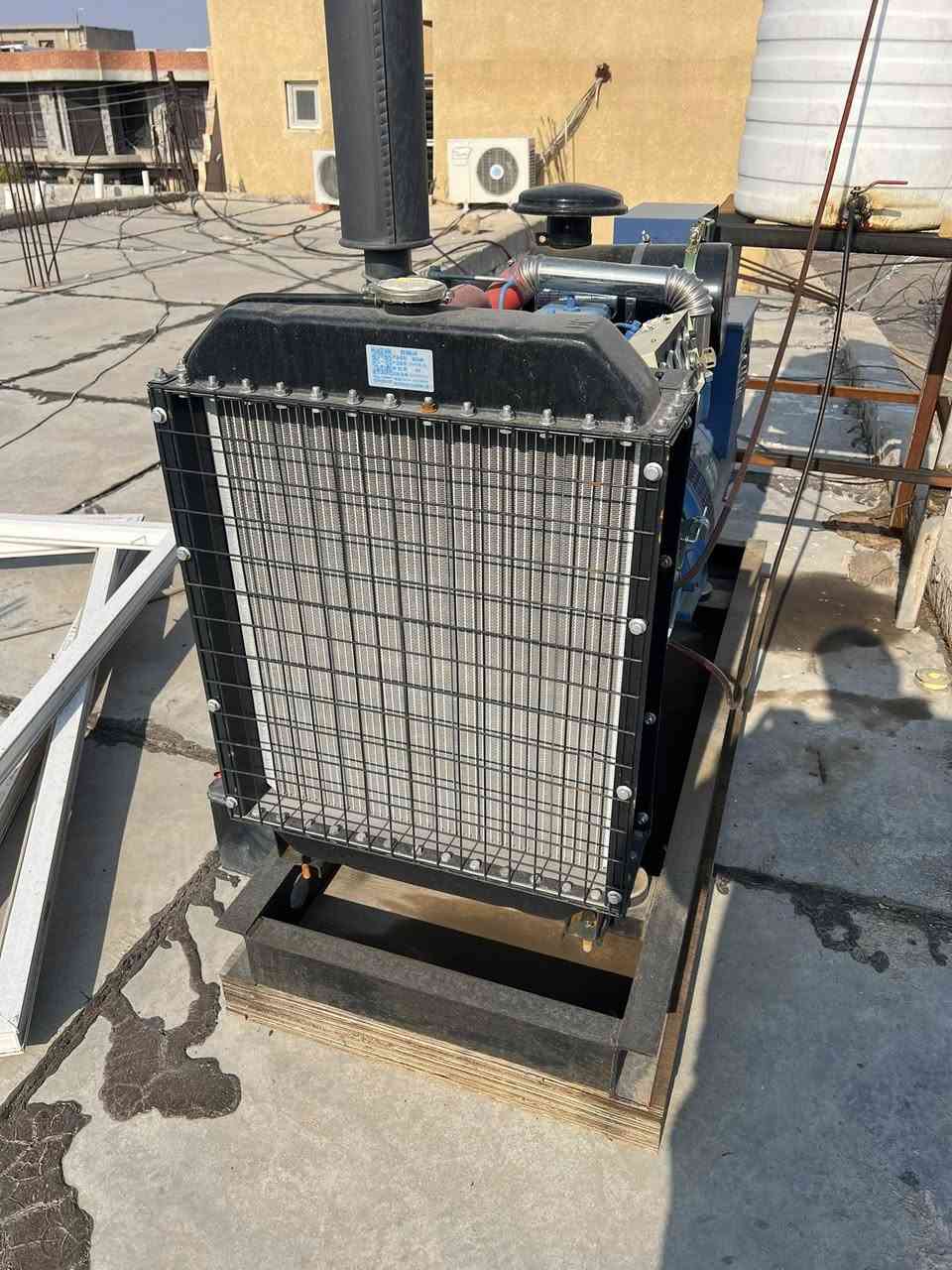 مولد 40 كي في ريكاردو صيني تقليد البيركنز بم ونوزل اقتصادي تاريخ صنع المكينه 2025 بشهر 6 ليبيل مالته موجود بالصور المولد اشتريته زيرو صفر كيلو امانه الله ورسوله شغلته يمي 25 ساعه فقط وتكدر تتاكد بنفسك
نظام 24 فولت   المولد بعده زيرو برغي ممفتوح بي شغاله والحمد لله لا تنقيص ولا تبخير وبعدها بالضمان 
مكان المولد ديالى 
سعر 38ورقه 
***********
