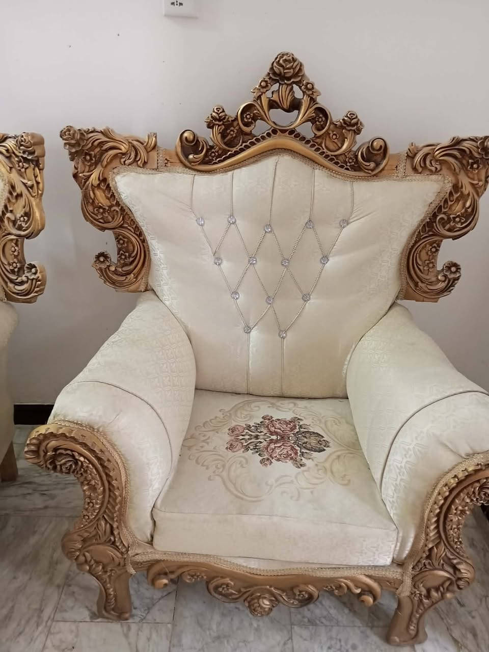 تخم عشر نفرات جديد لسعر مليون وبي مجال


**إذا كنت صاحب هذا الإعلان وتريد حذفه لأي سبب، رجاءا أرسل رسالة إلى الدعم الفني**