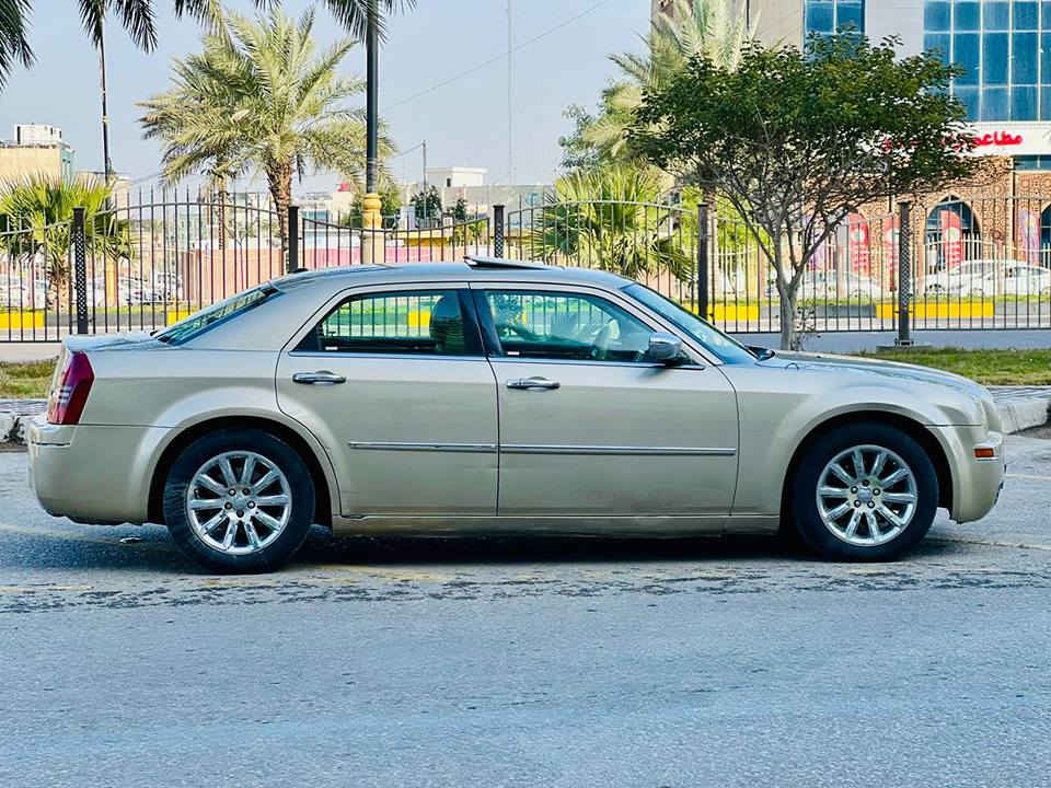 أوباما مديل 2010 سعر 112 قابل للتفاوض الأستفسار اتصل *********** وراد امريكي حادثها جاملغ امامي فقط فول مواصفات فتحه سقف تحكم ستيرن شاشة كبيرة كامره خلفيه كشنات كهربائي قطعتين تبريد حساسات مكينه 3600 مكينه وكير مكفولات حداديه جديده تخم تاير تبريد تدفئه شغال رقم أربيل نكليزي سنويه 29 مكان سياره كربلاء كربلاء, العراق
