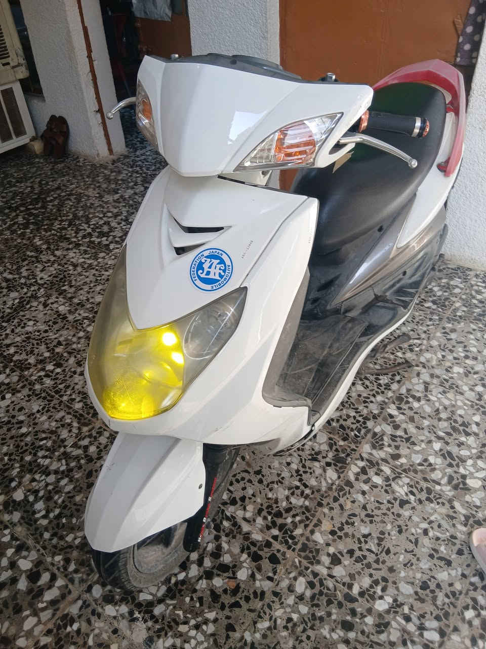 السلام عليكم دراجة سكنز للبيع الدراجة خير من الله كفولة جيب وياك فيتر السعر خاص العنوان بغداد مدينة الصدر الرقم***********
