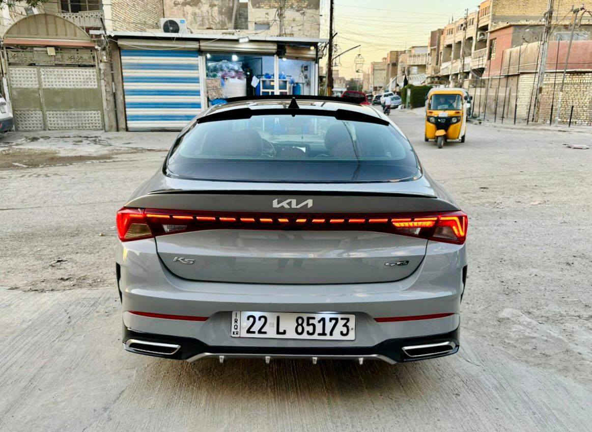 السلام عليكم رمضان كريم ❤️

K5
 جيتي لاين GTline (فول مواصفات) رقم شمالي تحويل او وكاله خادم

لون اسمنتي المميز
داخل جلد احمر مع تدفئه
فتحة سقف بانوراما 
تشغيل بصمة + تشغيل عن بعد  + بصمه ابواب
تتميز بنظام صوتي فاخر
خمس انظمة قيادة
كرسي كهربائي 
شحن لاسلكي
كامره دوارة 
تحكمات
لدات داخل وخارج متغير عن طريق التليفون

📍مواصفات 1/1 معروفة مواصفات الجيتي لاين📍

رادار - شاشة كبيرة لمس - استيرن حرف D - بانوراما - كشن تدفئة - استيرن تدفئة - كاربلاي - شاحن لاسلكي 

❗️|| هواي بيها مواصفات بالشاشة || ❗️

السيارة ماشية ( 44 الف ميل ) ضررها خفيف موجود بالصور

السيارة جاهزة ما بيها اي نقص دهن جديد ما عابر الف ميل 

السعر ( ١٨٠) وبيها مجال


**إذا كنت صاحب هذا الإعلان وتريد حذفه لأي سبب، رجاءا أرسل رسالة إلى الدعم الفني**