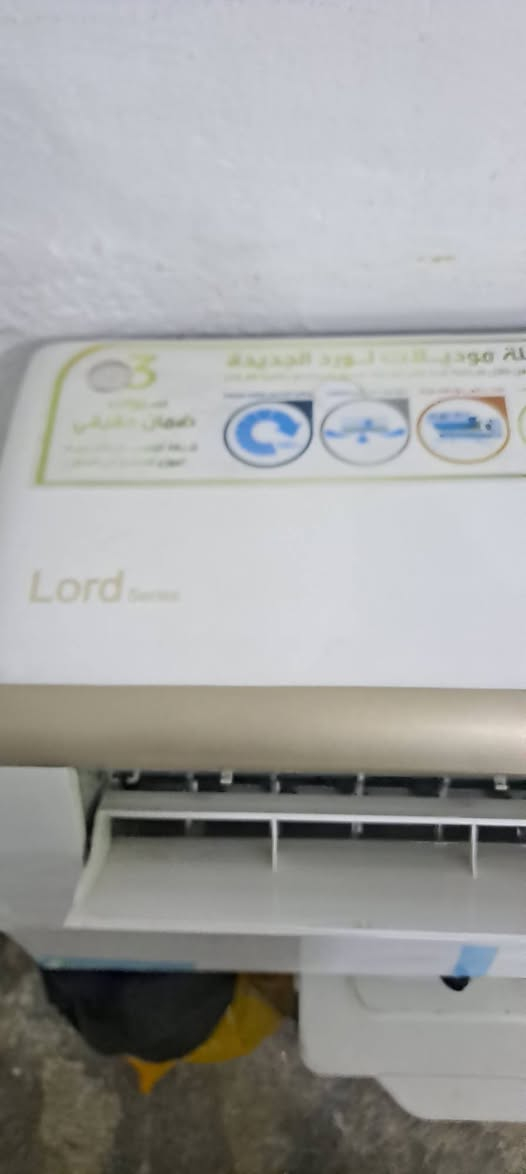 السلام عليكم
سبلت توسوت 2طن  للبيع جديد مستعمل شي قليل سعرها شغاله سعرها 400قفل


**إذا كنت صاحب هذا الإعلان وتريد حذفه لأي سبب، رجاءا أرسل رسالة إلى الدعم الفني**