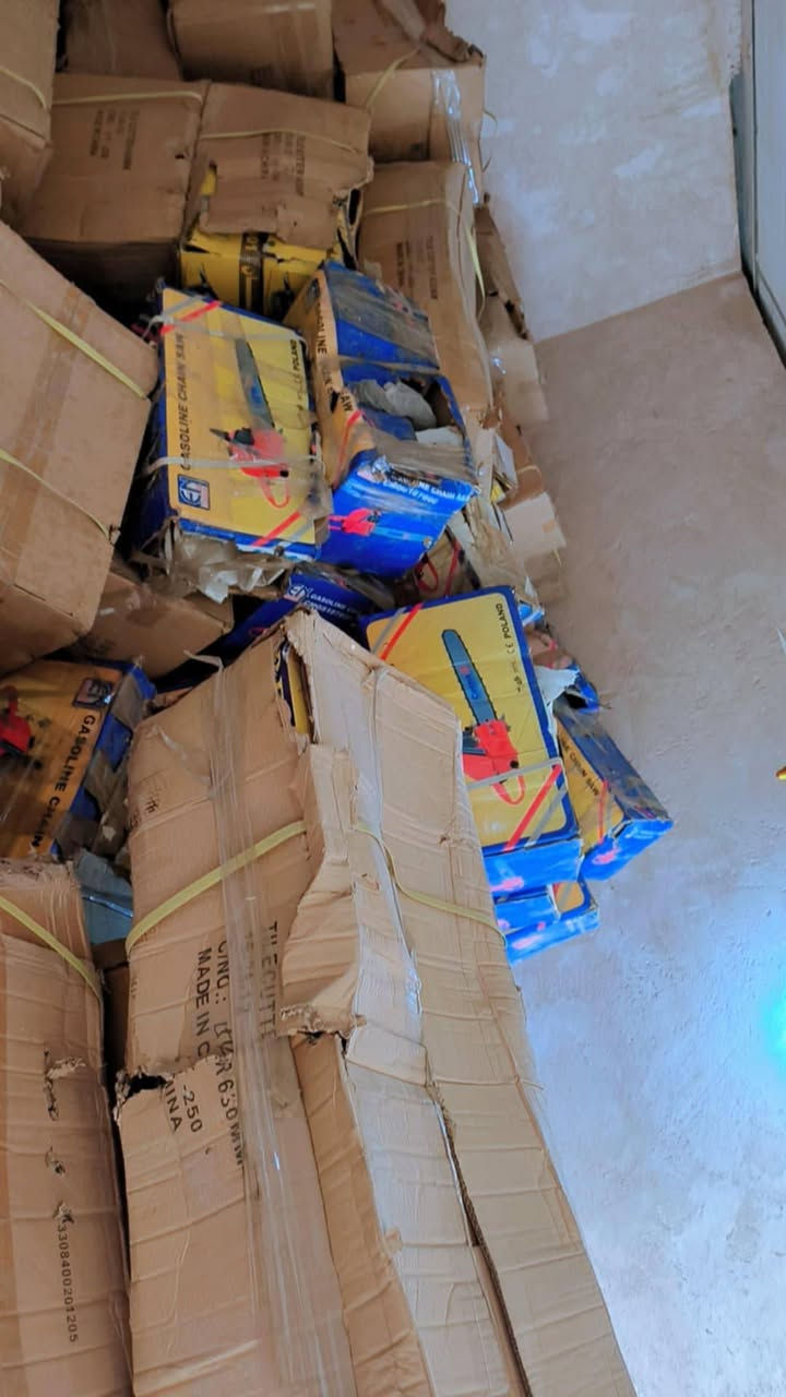 سلام عليكم  بضاعه جديده
ماطور منشار اجرار السعر 20 الف عداد 110
مسصطره سيراميك  السعر 15عداد 270
الفه صومده طول 50 السعر 50
جاكوك ربل السعر 1الف عداد 1200
خرجايه نجار السعر 1الف عداد 1700
***********
