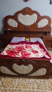 غرفة اخشاب للبيع خشب صاج عراقي ثقيل  الغرغه عنونها الهرمات الاولى  قنص...