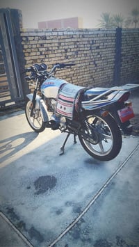 دراجة نارية • متاح • استفسار خاص