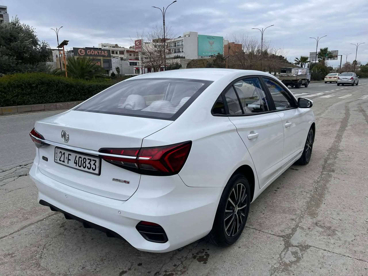 ئێمجی ٥ شکل تازە مۆدێل ٢٠٢٤ 
سەیارەکە حسابی سفری بۆ بکە
 تەنیا ١٠ هەزار رۆیشتووە 
یەک جار رۆنی گۆراوە زەمانی شەریکەیە 
سارد و بۆیاغ و شوختی نیە 
هەموو شتێکی بەشەرت 
تکایە مشتەری بووی پەیوەندی بکە 
*********** السليمانية, العراق
