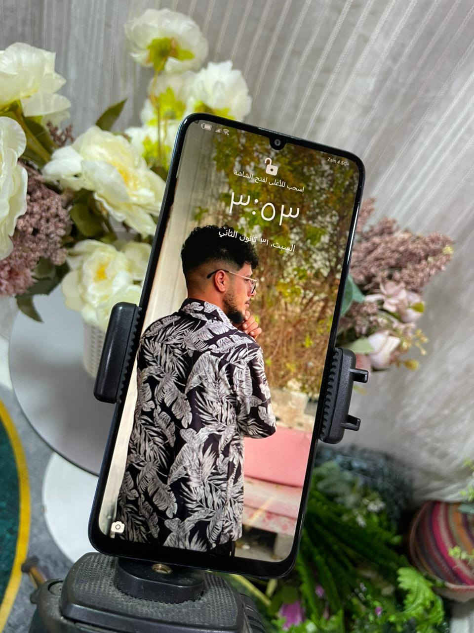 جهاز هونر X7 ذاكره 128 كيكه رام 6 بطاريه 5000 منفذ الشحن تايب سي دبل سيم او رام خارجي معالج سناب دراكون 680 ببجي 60 فريم بصمات 2 الاصبع جانبي او وجه جهاز شرط كل جسمه بلادي مامفتوح او حيل نضيف للبيع او مراوسه سعر 125 الف بي مجال شراي اتصل *********** واتس اب موجود
