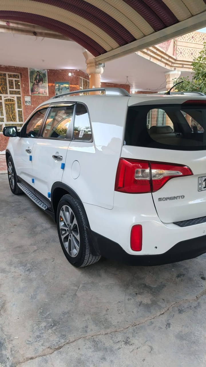 السلام عليكم
سياره سورنتو للبيع

موديل 2015 مكفوله كفاله عامه 
رقم بغداد بسمي شرط التحويل 

المواصفات 

 كامره خلفيه 

حساسات امامي وخلفي 

بك لايت LED

ويل كب 19

بصمه تشغيل 

 بصمات 

كشنات جلد

سبعه  7 راكب

مري كهرباء 

كشنات جلد 

اناره بل يدات باب 

اناره داخلي 

6 سلندر

شاشه لمس 

اشاير بلمري 

تحكم ستيرن

اشاره ترحيب 

قطع تبريد عدد 3

كرسي السائق  كهربائي

تبريد وتدفئه شغال

سعر: 198 وبيها مجال
مكاني ديالئ 

الاستفسار: ***********
