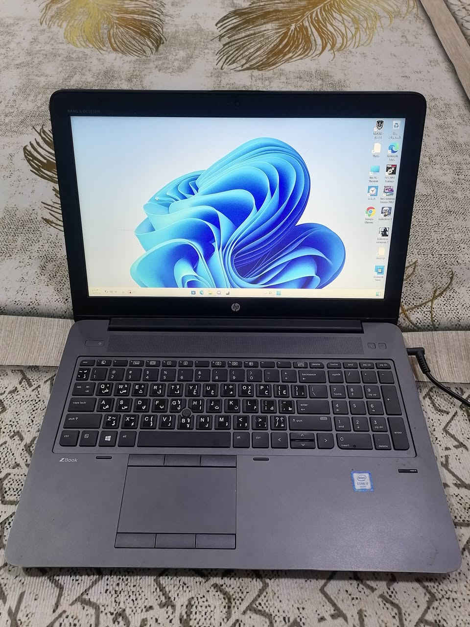 لابتوب HP ZBOOK 15 G3 ، أقوى معالج HQ ، كارت شاشة خارجي ،  أربع أماكن رام 

يشغل كل الألعاب و التصاميم و البرامج الهندسية القوية.

معالج قوي جداً: i7-6700 HQ / 2.60 GHz
(كور آي سفن جيل سادس / أقوى وأسرع فئة HQ / هرتزية قوية 2.60)

رام 8 كيكا DDR4 مع 4 أماكن للرام  🔥

هارد: SSD 256 نوع M2 (أسرع أنواع الهاردات)

شاشة 15.6 Full HD

كارتين شاشة: خارجي قوي جداً (أي أم دي فاير برو) AMD FirePro W5170M حجم 2 كيكا + داخلي حجم 4 كيكا

أفضل نظام ويندوز 11 (نسخة برو) بنواة 64 بت بأحدث التعريفات و البرامج.

تحتوي على كاميرا.
تحتوي على بصمة إصبع.
تحتوي على كيبورد ضوئي
تحتوي على منفذ usb عدد(3)
تحتوي أيضاً على منفذ رام + (منفذين تايب سي)
الملحقات:
1: ماوس 
 2:حقيبة
3:شاحن اصلي 120 واط
4:مشغل قرص Cd

#السعر 450. بيها مجال بسيط 
مكاني ديالى


**إذا كنت صاحب هذا الإعلان وتريد حذفه لأي سبب، رجاءا أرسل رسالة إلى الدعم الفني**