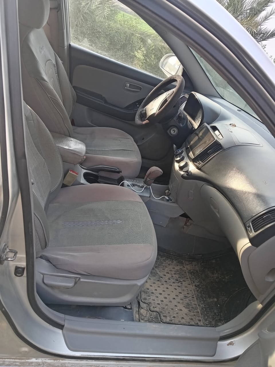 النترا ٢٠٠٧ بغداد محرك كير مكفول صدر امامي وخلفي جيد تبريد ثلج شاشه كاميرا دواره تخم تاير جديد منظومة غاز بيها السونار بالمنشور مكاني بابل تحويل مباشر ٨٩ وبيها مجال موبايل ***********
