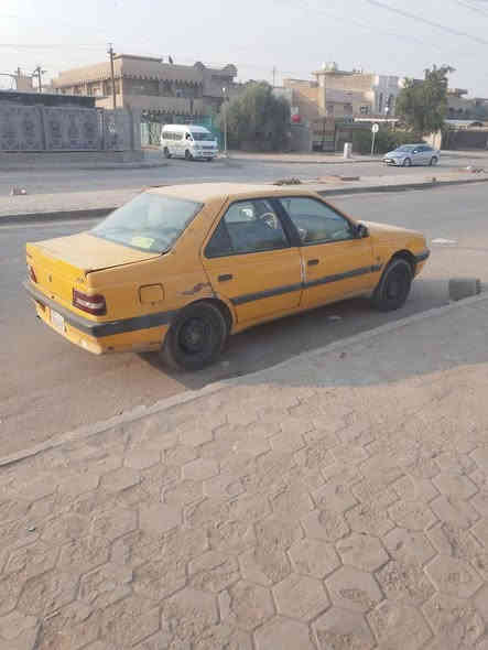 بيجو 405 موديل 2013 باسمي رقم انكليزي  سنويه لغاية 2027 هىئه مصفره  غرامات عليها 100 كير ومحرك فرنسي  بيها ضربه بالجاملغ الخلفي  ومصلحه باتري جديد درايم شفت جديد صدر جديد السعر 21 وبيها مجال بسيط  موبايل *********** مكاني لغداد
