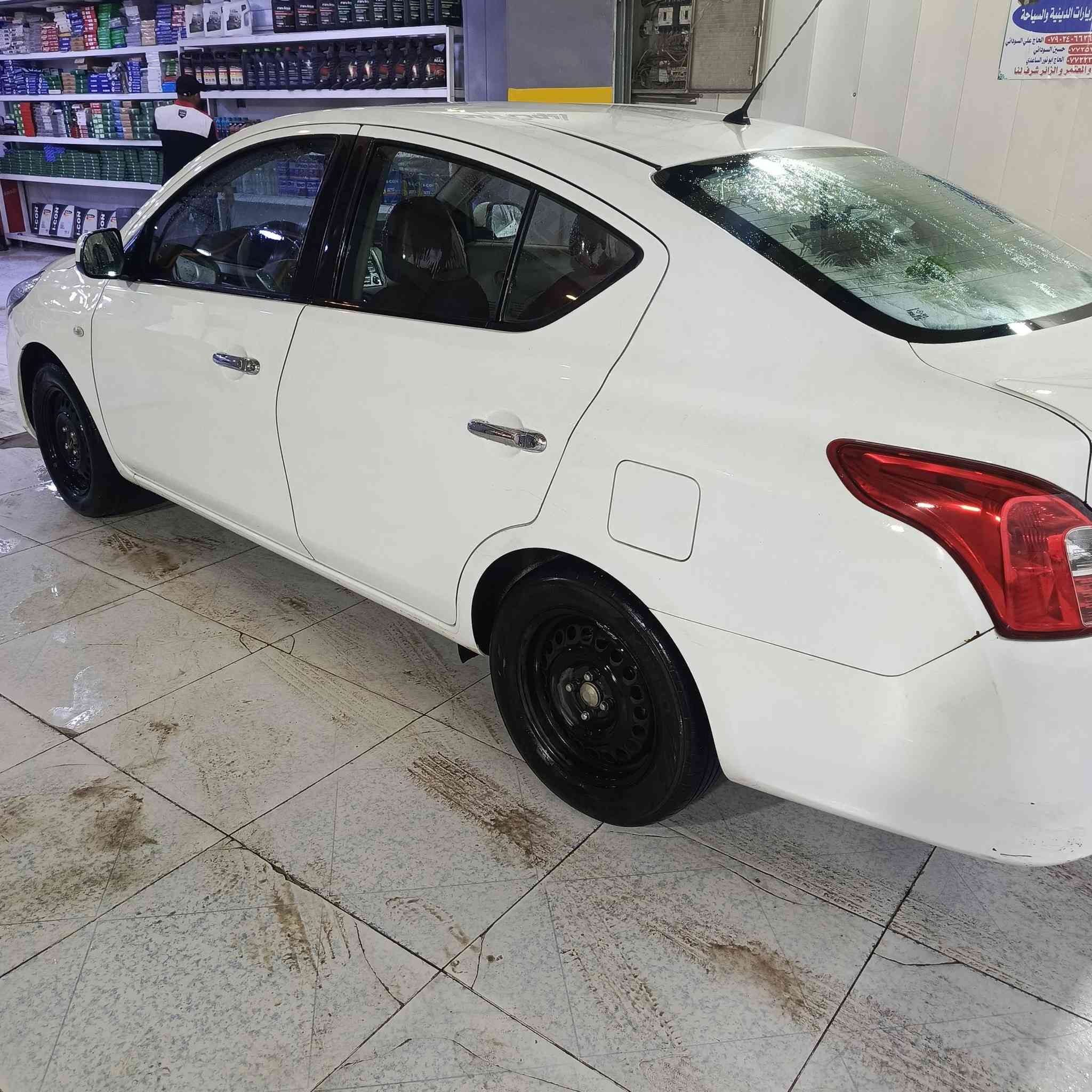 سلام عليكم نيسان صني هندي البليته الزركه ب 112 بيهه بابين موديل 2022 اربيل تريد وكاله او تحويل دوره ابو دشير وهاذا رقم تليفوني *********** بي وتساب
