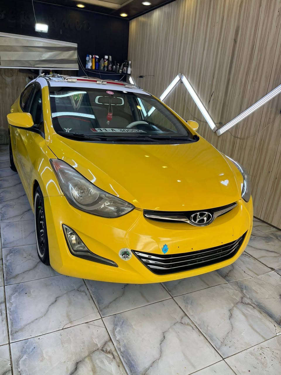 السلام عليكم النتره البيع ٢٠١٢ سياره خير من الله كامل عل اخر حبايه عنوان زعفرانيه رقمي ***********.                   (أمريكي حادث جاملغ يسره امامي)
