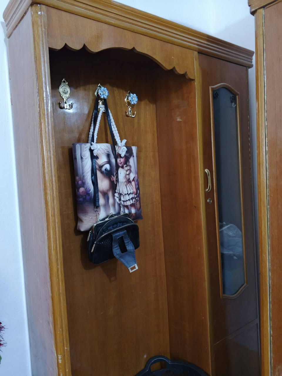 غرفه خشاب صاج كامله مابيه تي نقص مكاني نجف مناذره سعر 650وبيه مجال ***********
