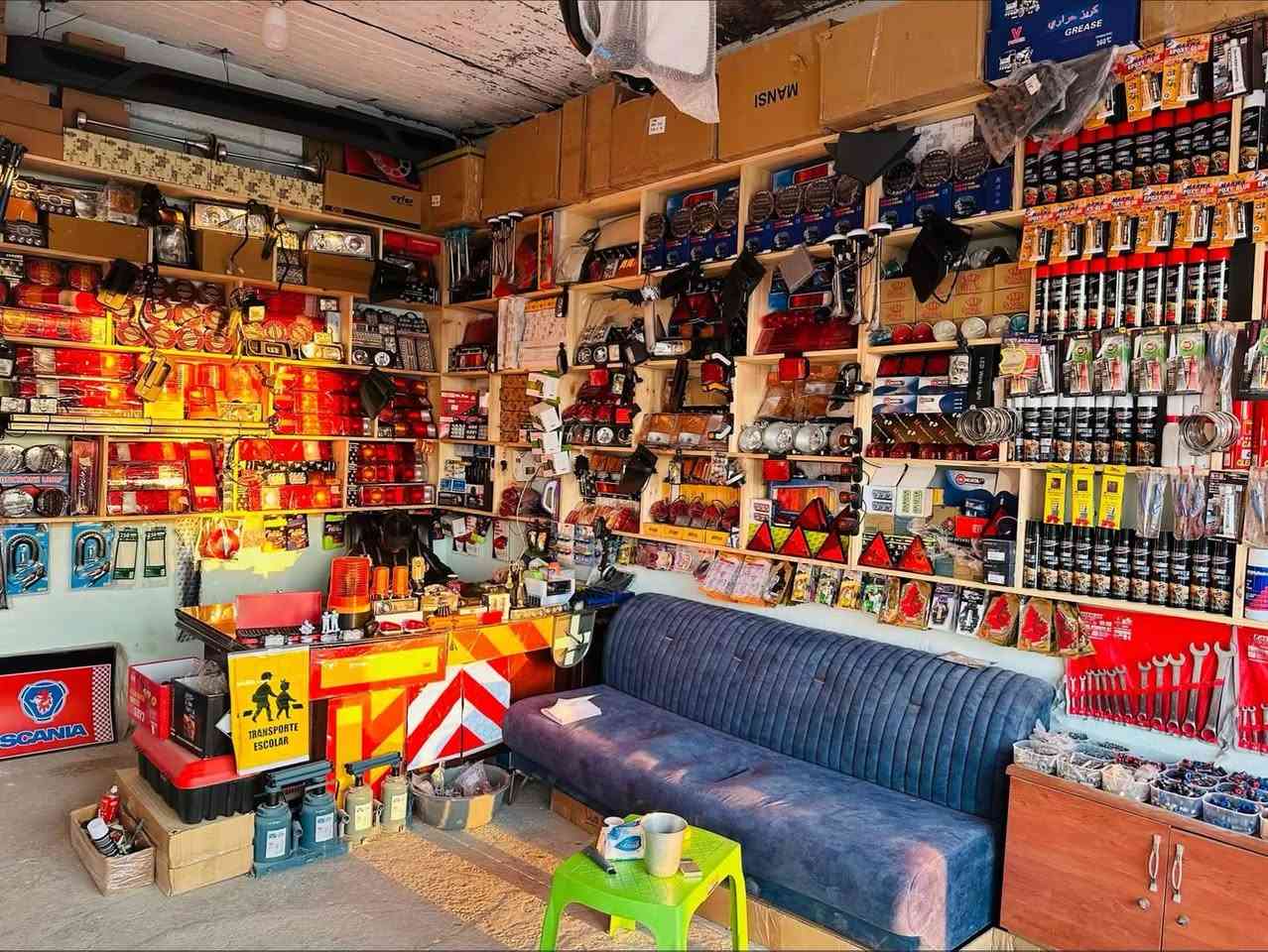 سلام وعليكم محلات كامله للبيع ادوات وكماليات اكترس سكانيا هينو كنتر اسعار اقل من اسعار جمله المكان بابل 

***********
