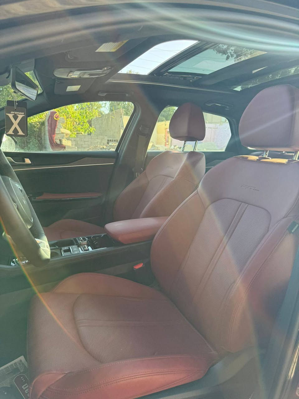 السلام عليكم
K5 موديل 2025 
Gt line 
حادثها بنيد مصلح ومصبوغ نفسه 
قبق جنطه مبدل ومصبوغ بدون ايرباك شاصي لغد كله مكفول ماشيه 5000km 
السعر 205$ بدون رقم 
***********
