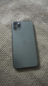 11 Pro Max مبدل شاشة اصليه وبطارية  السعر 150 قفل 07840107579