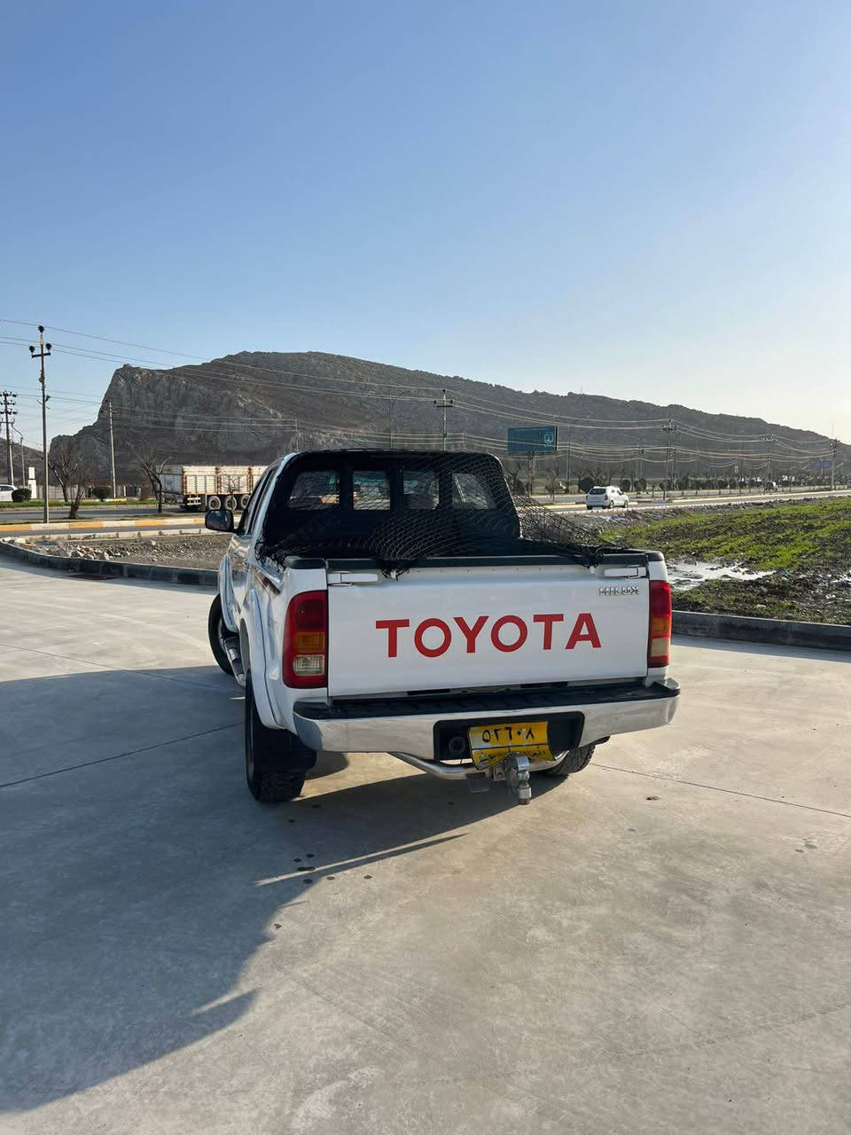 مرزيە مۆدێل ٢۰۰٦ ڕەقەم  هەندێ پارچەی بۆياغە يەک شانەی لای سەياقی  و هەندێ لە سەقفەکەی بۆياغە  مەکينەی کراوەتەوە بەڵام بەشەرتی گێڕ و مەکينە سەيارەکە غاز و بەنزينە
١٥٥ مەجال  
ڕانيە *********** رانية, السليمانية
