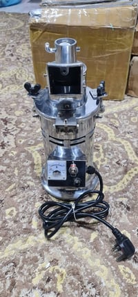 طاحونة نفاثه غنيه عن التعريف اخذلها صوره وابحث عنها بعدها جديده ما مست...