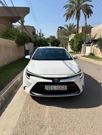 كورلا 2024  هايبرد شكل الامريكي مكفوله من الصبغ والضرر عده رصعه بلهلال...