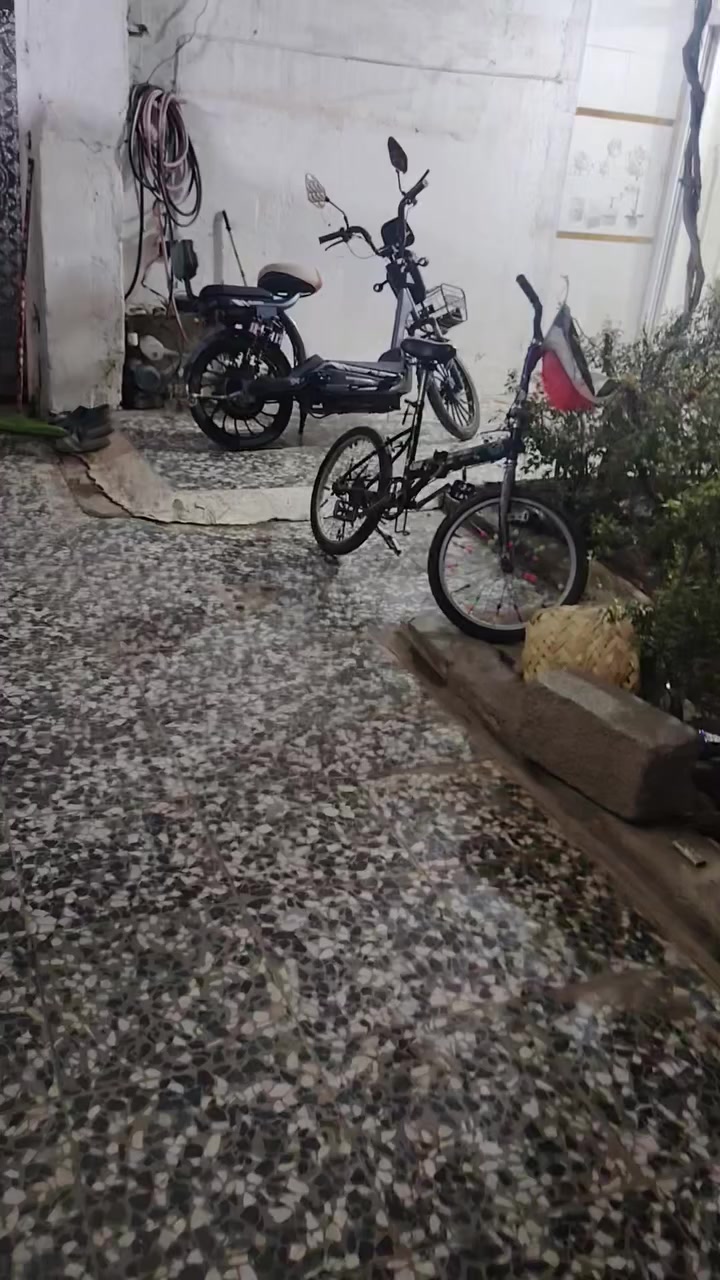 دراجة شحن للبيع للستفسار ***********
