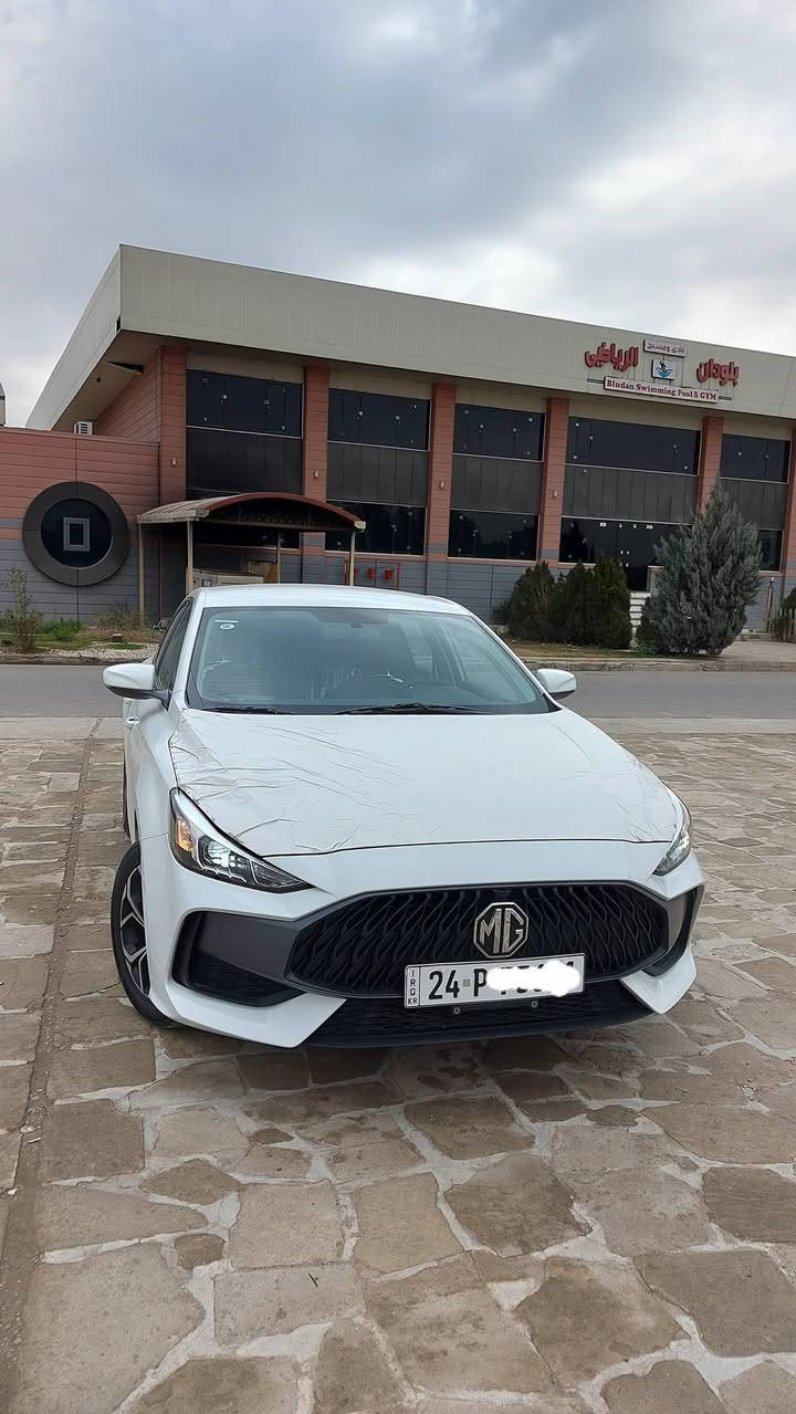 السلام عليكم
ام جي جيتي2025 كير عادي....كلين وضع شركة ماشية 21 الف قابل للزيادة داخل جلد ماروني محرك 15 تنفس طبيعي بصمة كامرة حساسات السيارة مصروف عليها كماليات ول باقي موصفات معروفه......سعرها 99.....من اخير بدون معاملة مكان السيارة دهوك رقم تليفون ***********
