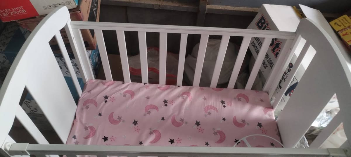 كاروك أخو الجديد
بغداد مدينه الصدر سعر ب 100 وبيه مجال 
***********
