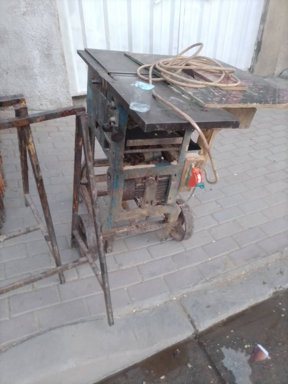 غراض نجاره للبيع بغداد ابو دشير ***********
