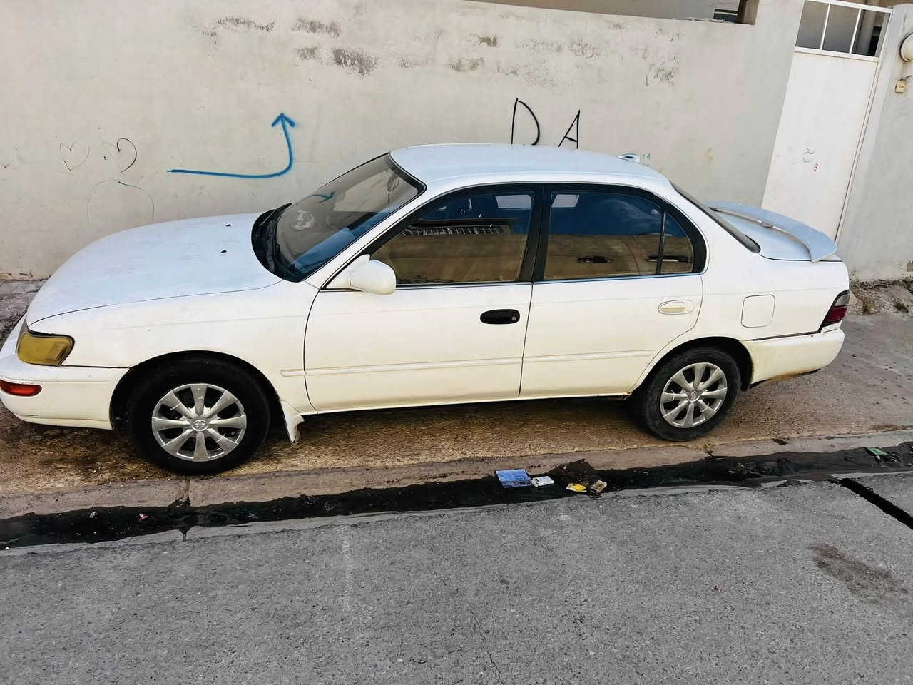 السلام عليكم كورلا موديل 1995 محرك 16 السيارة جاهزة
السعر 57
للتواصل 
***********
