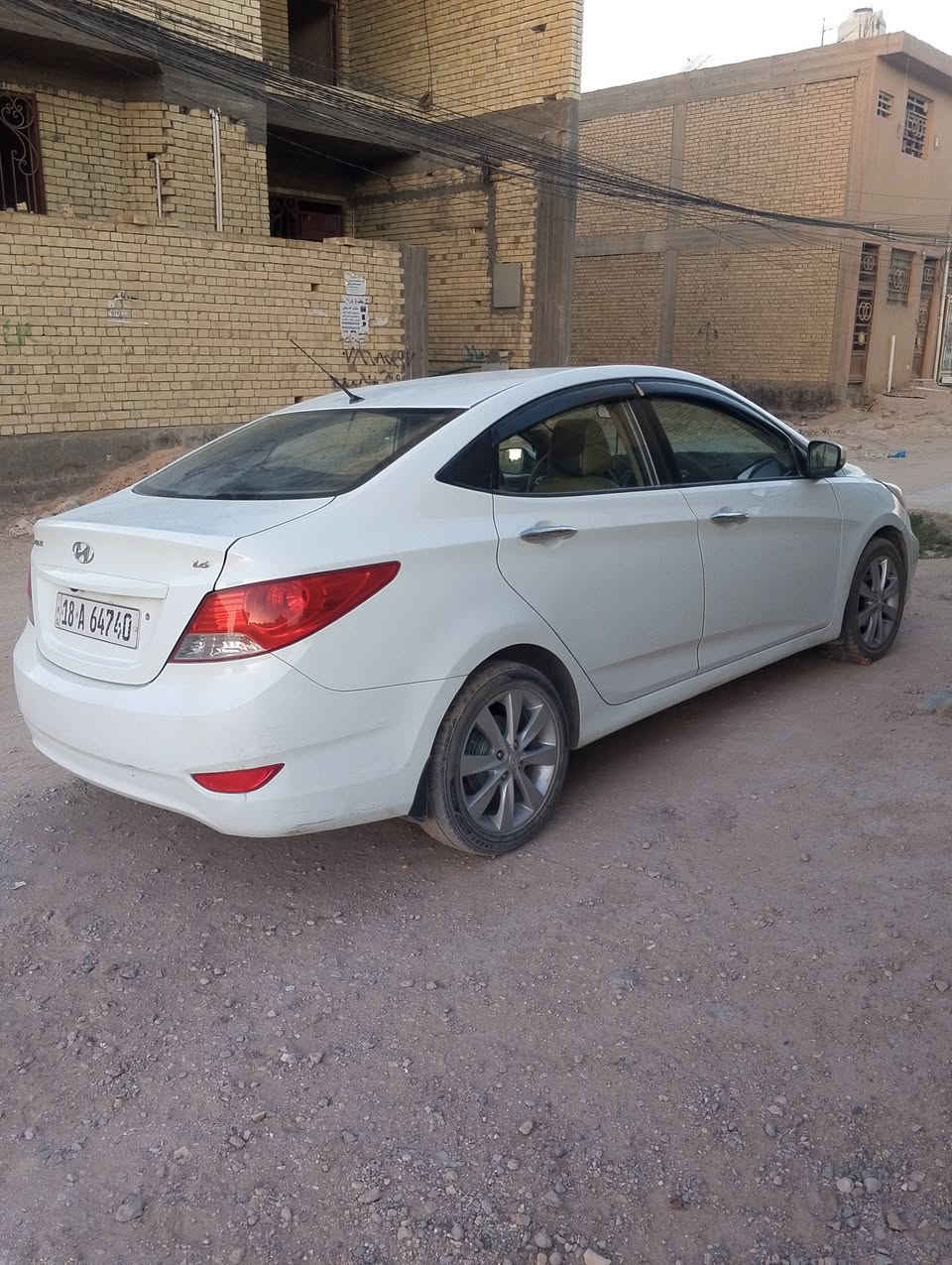 اكسنت للبيع موديل 2014 مكينة 1600بيضاء اللون خليجية دوش قطرتين فتحة اشاير بالمري مكفولة من الضربة والتبديل بيهه مكانات بارد بسيطة موضحة بالسونار المرفق بالمنشور رقم بابل انكليزي سنوية لغاية2028مكانها كربلاء مالكها الاصلي بالنجف سعرها100ورقة وبيهه مجال حك الجيه  للاستفسار الاتصال على الرقم ***********
