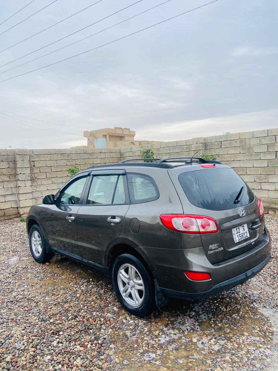 سلام عليكم
سنتافي 2012 امريكي بدون صبغ
تبديل جاملق اصلي مال شركه 

 محرك  وكير شرط محرك  2400

يرهم بيع ومراوس
اتصل ***********
