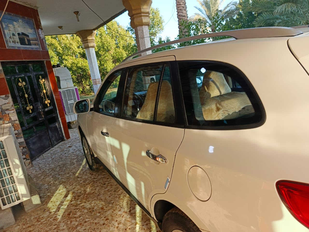 السلام عليكم سنتافي موديل 2010 خليجي رقم بابل بسمي مكينه 2400 دوش السياره جاهزه بيه فقط الكصه مال البنيد صبغ شي قليل اثر طابوكه وبيه تفاصيل مصوره بلمنشور والباقي السياره مكفوله من الضربه والتبديل السياره بلاديه كله مكان السياره بابل النيل سرديب الاستفسار ***********
السعر 136وبيه مجال
