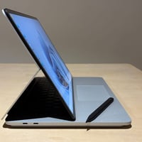 سيرفس استوديو • شاشة 14.4 3K 120Hz • رام 16 جيجا