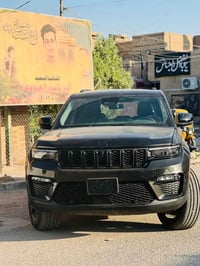جيب لاريدو • جيب 2023 • سيارة جيب • جيب ليمتد • لاريدو 2023 • سيارة دف...