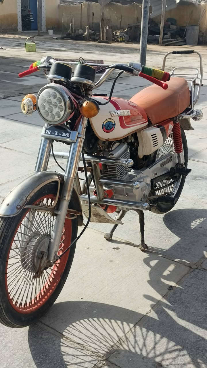 سلام عليكم دراجه نامه  للبيع وراق اصولي محرك ما مفتوح بل جيس موديل 20شراي تصل  ***********شراي تصل
