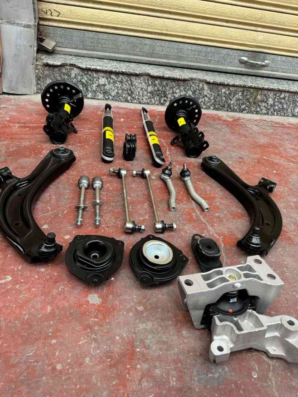 تتوفر قطع غيار نيسان سنترا
***********
للحجز والاستفسار يرجى التواصل على الواتساب 

العنوان : بغداد / شارع الظلال / مركز موبس 

يتوفر توصيل الى جميع محافظات العراق
