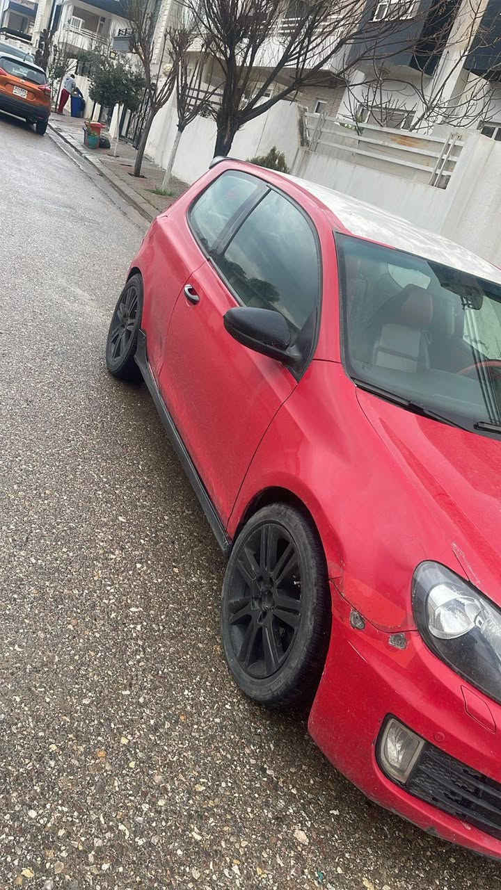 سلام العليم للبيع كولف 2012بس اوليات سنويه استنساخ الاصليه بلمرورر كيرو محرك ابشرط 
السياره خير من الله امراوس هم ترهم انطي فرق 
*********** بيواتساب هم أربيل, العراق
