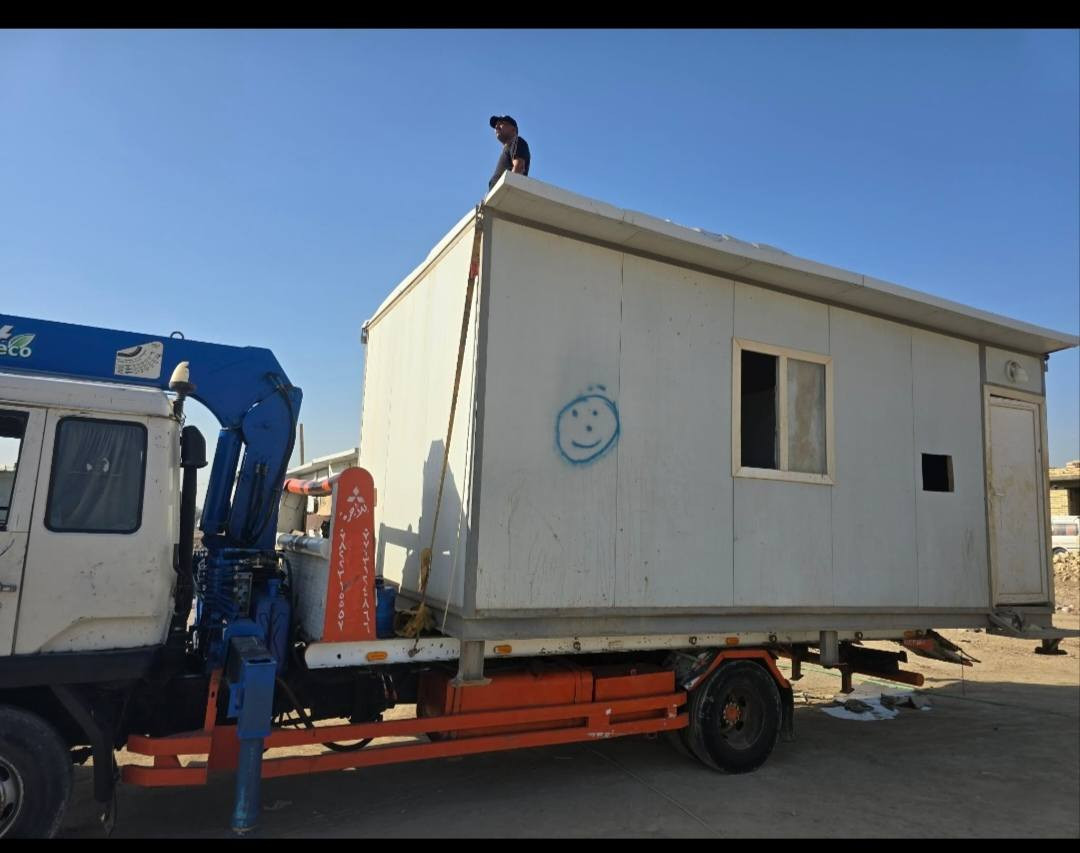 السلام عليكم كرين للبيع فوزه مربع كرين حاويه ٣طن ٣سلايت بسمي مكينه وكير وحداديه تخم تاير بدي ياباني سياره جاهزه للعمل ماعايزه برغي سعر ٢٢٥ بيه مجال ***********
