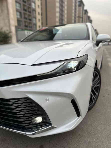 السلام عليكم للبيع او مراوس شعندك دز عل رقم الموجود واتساب 
كامري 2025 هايبرد محرك 2500
LIMITED  اعلى مواصفات بل كامري ياباني اصلي مو صيني
ضمان شركه ساز وعندك تبديلات دهن مجانيه وصيانه كامله مجانيه
ماشيه 10 الف فقط
مرقم بغداد ب اسمي
اعلى مواصفات
خمس كامرات حته بل مرايه كامرا
داتا شو (تعرض العداد عل جامه الاماميه)
بردات خلفيه اصليه كهرباء
بردات جانبيه اصليه
اربع كشنات كهرباء
سترين كهرباء 
شفتات ستيرن
تحكم شاشه خلفي
لايت اربع عدسات زينون
لدات امامي خلفي
رادارات محيطيه
بانوراما 
باقي المواصفات معروفه اعلى مواصفات ماكو فوكاها
العنوان بغداد حي الجهاد
لل استفسار ***********
