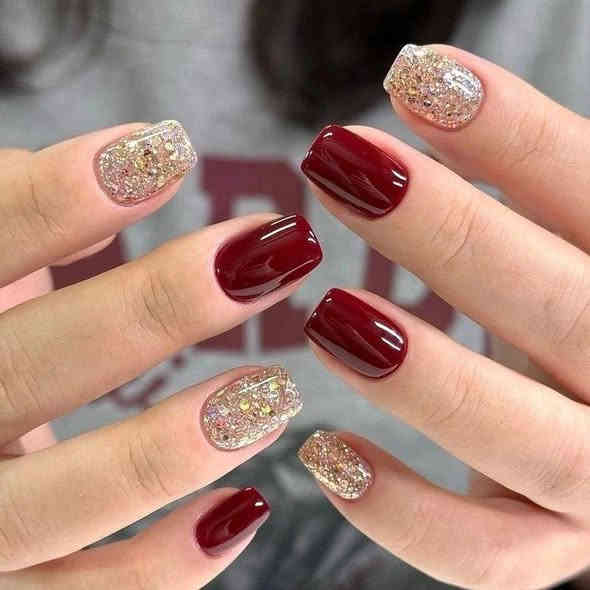 صالون الملكة تعلن عن تخفيضات هائله اكرلك  وجلش   واحلى دزاينات عروض لمدةة يومين  ١٥الف فقط سارعو الحجز ***********
