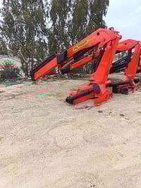 للبيع كرين بافنكر حجم 17000 5سلايت  رجلين مخالف دبل سلايت  سعره ٦٨ ورق...