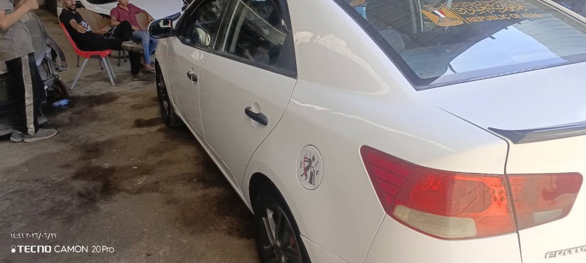 سيراتو 12 كير محرك 16 جدد صدر جديد صبغ حزام بدون دواخل تحويل نقص تبريد فقط السعر 79 بيهه مجال مكاني سامراء للاستفسار ***********
