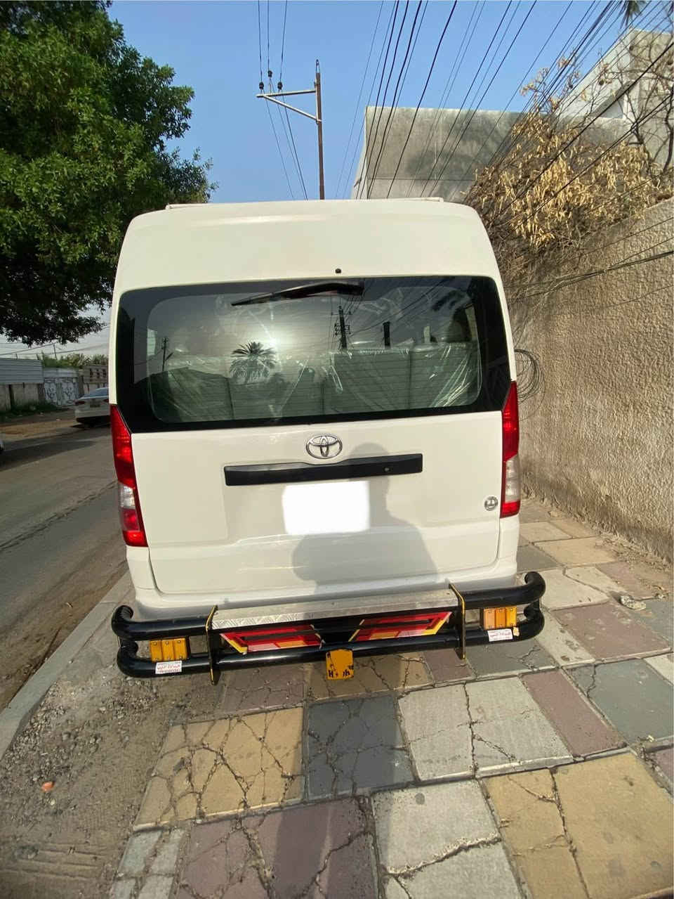 السعر _ 385 ورقه
تيوتا هايس موديل 2023 
دوشمه عام 
اضافه مراوح تقويه
درع امامي خلفي
سيبايا 
رقم بغداد جديد جديد
بيه ضربه بالصندوق مصلح نفسه 
باب الصندوق  الخلفي فقط ( فقط الباب )

رقم واتس موجود 

‭0786 660 6896‬ بغداد, العراق
