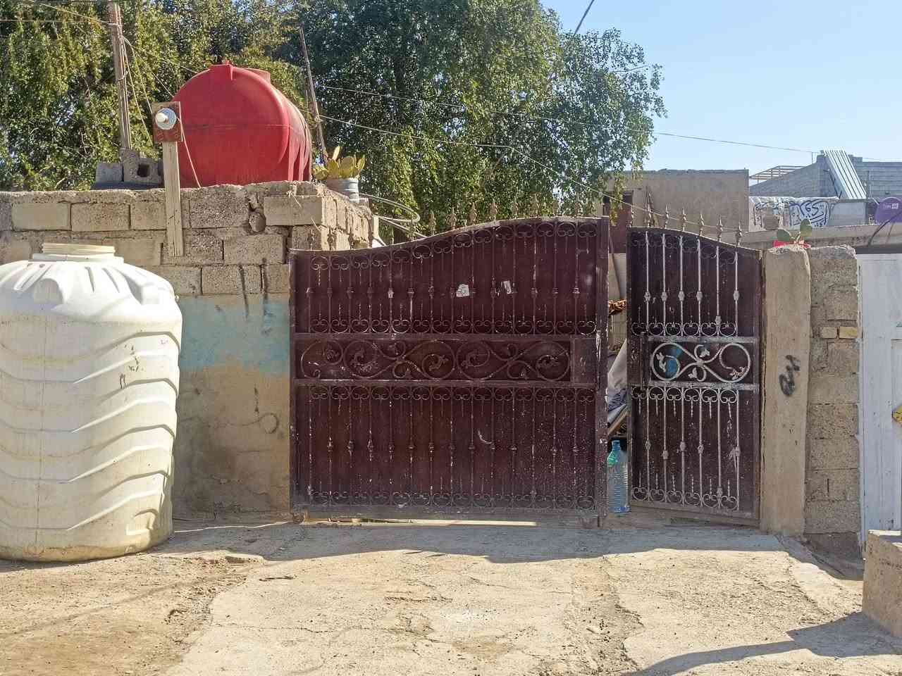 بيت للبيع مكان زراعي عبدالحر مساحه 150 متر سعر 25 بي مجال ***********
