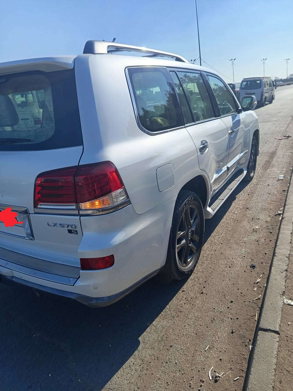 السلام عليكم لكزز موديل 2015 مكفوله كفاله عامه ماعدا الدعاميه الاماميه صبخ.موصفاته فول 1عل1، معروفه مواصفات لكزز. السعر 420 ورقه. مكان السياره بغداد الغدير.***********
