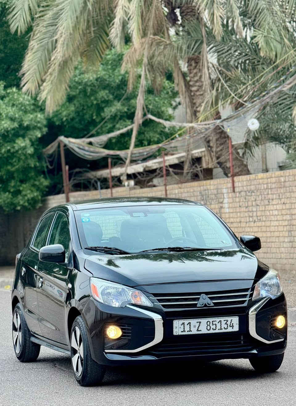 السلام عليكم
مستوبيشي ميراج 2024
رقم بغدا الجديد باسمي 
حادثه جاملغ وشويه من البنيد 
وبيه صبغ جاملغ توحيد لون 
السياره بدون دواخل .. بدون ايرباك
ماشيه 32 الف 
كير ومحرك كفاله ممفتوح برغي بيهم 
فول تحكم استيرن
شاشه كار بلي 
كامرا خلفيه
حساسات
رادار امامي 
كروز سرعه
ويل كب بلادي
السياره جاهزه كير ومحرك وحداديه وتبريد
 واي نفص مابيه واحله من الصور
السعر 88 وبيه مجال 
عنواني بغداد
متواجد واتساب 
***********
