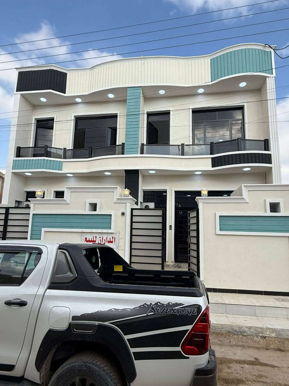 دارين البيع طابقين المساحه 100 متر طابو صرف في الجمعيات الولئ   قرب الصيانه الكهرباء  السعر ب ١٣٠   وبي مجال  ***********
