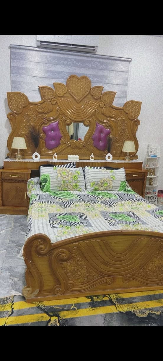 غرفه صاج عراقي قبله حي الجامعه تسكام نجاره ٩٠٠ نضيفه ***********
