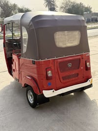 تكتك حمره للبيع موديل 2022  لاستفسار الرقم 07734046933 الانتصال على رق...