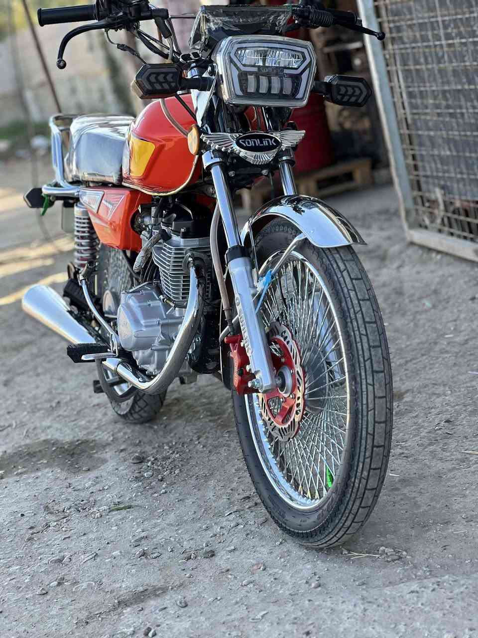 اسلام عليكم دراجه سولنك 5كير موديل 2025دراجه حلوه ونضيفه نفس الي بال صوره فقط مبدل كلچات مكفوله كفاله عامه السعر 725وبيها مجال للشراي مكاني المسيب شارع ابو الجاسم 
***********
